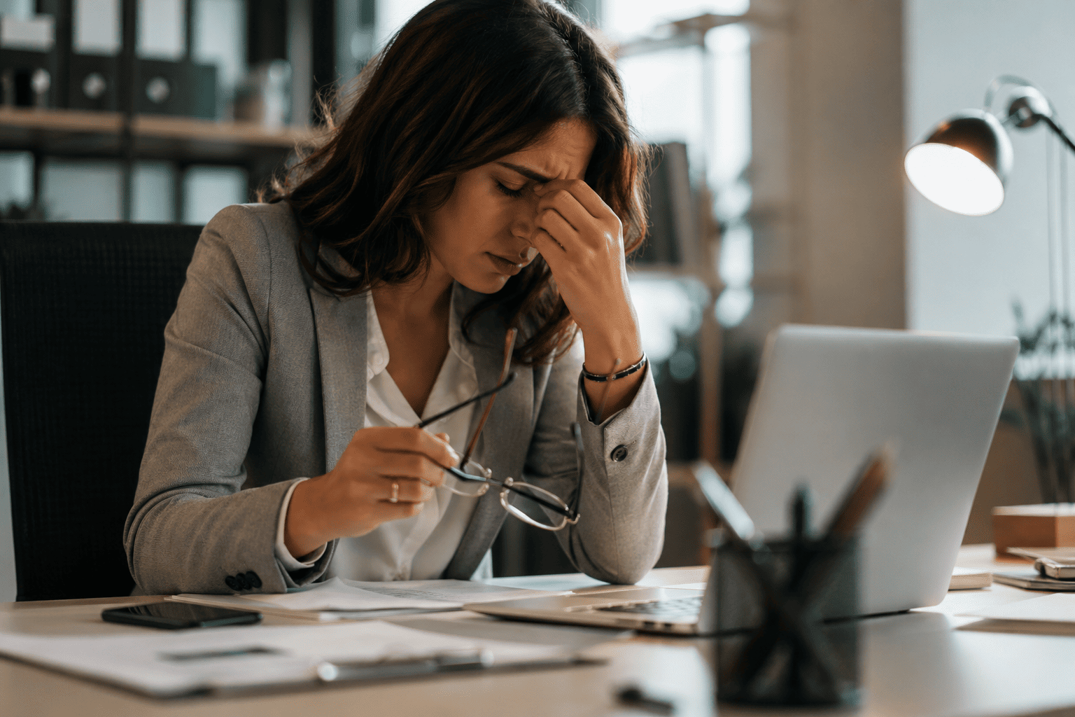 Fatigue mentale dans l’assurance : un enjeu croissant de QVCT et de prévention des RPS